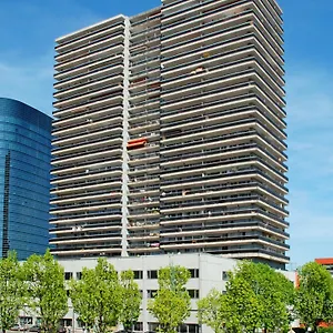 - - - - - Au Sixieme Ciel - - - - - Appartement