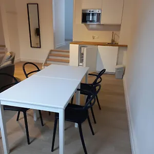 Flats - D'ici D'ailleurs Appartement